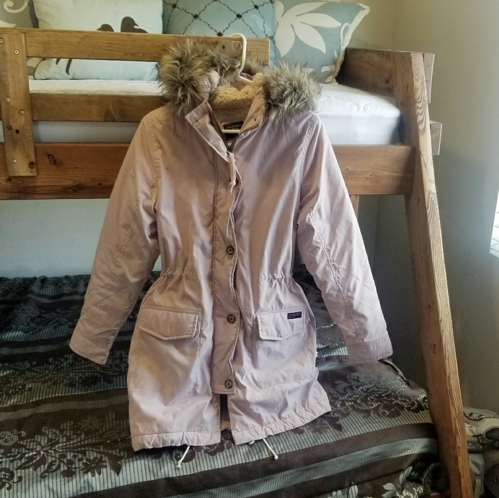 A&F Dusty Rose Sherpa Liked Parka Coat